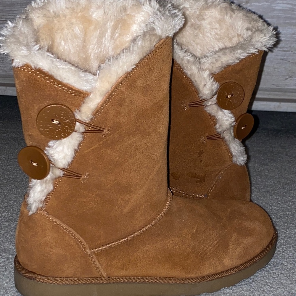 Winter boots